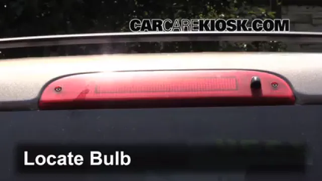 2006 Mercury Mountaineer Convenience 4.0L V6 Luces Luz de freno central (reemplazar foco)